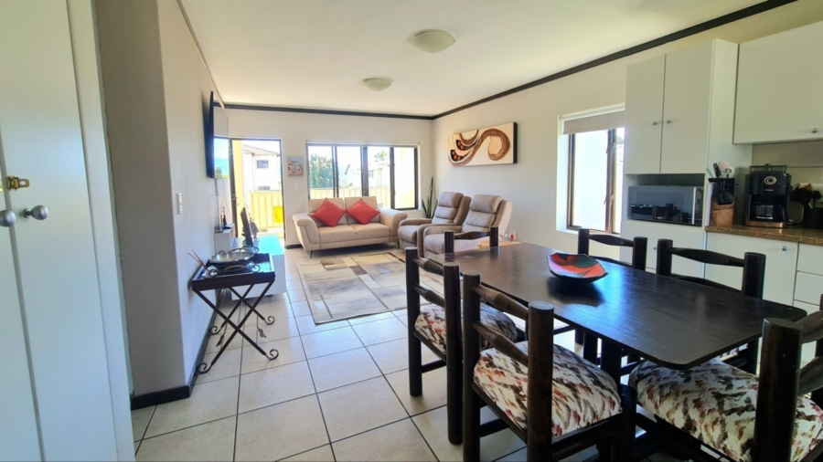 To Let 2 Bedroom Property for Rent in Bowtie Western Cape
